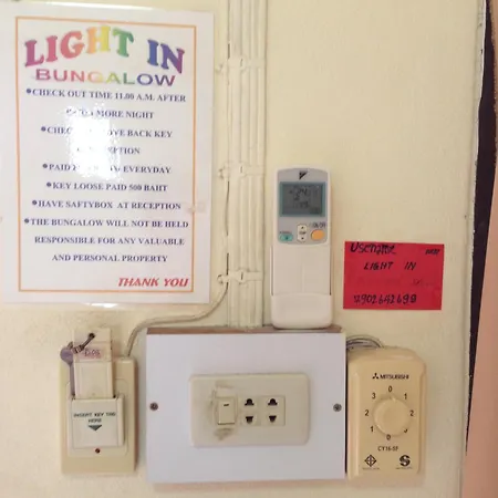 Light In Bungalow Haad Rin Room photo